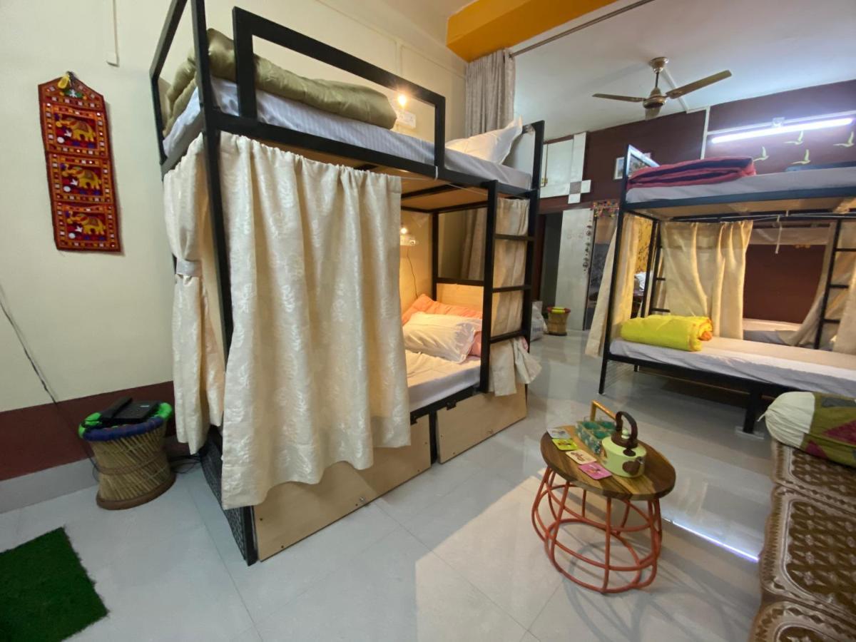 Jawai Bagpackers Hostel Sheoganj Exteriör bild