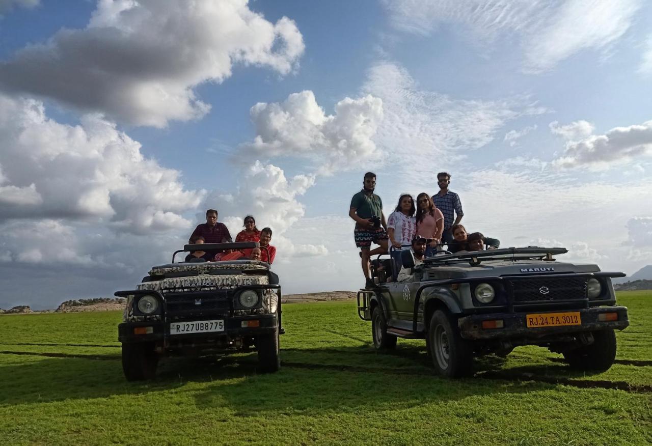 Jawai Bagpackers Hostel Sheoganj Exteriör bild